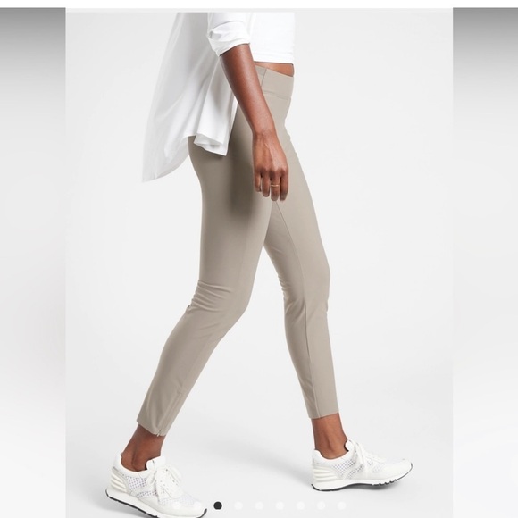 NEW Athleta Stellar Tight Legging W2. - Picture 3 of 16